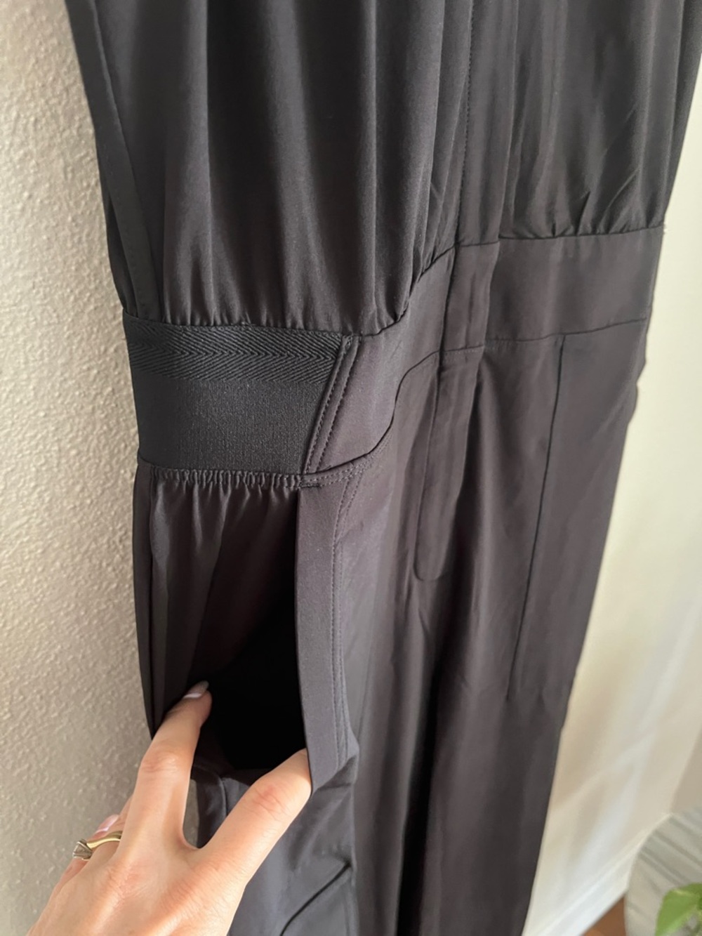 Athleta NWOT Athleta Brooklyn Utility
Jumpsuit - Picture 4 of 10